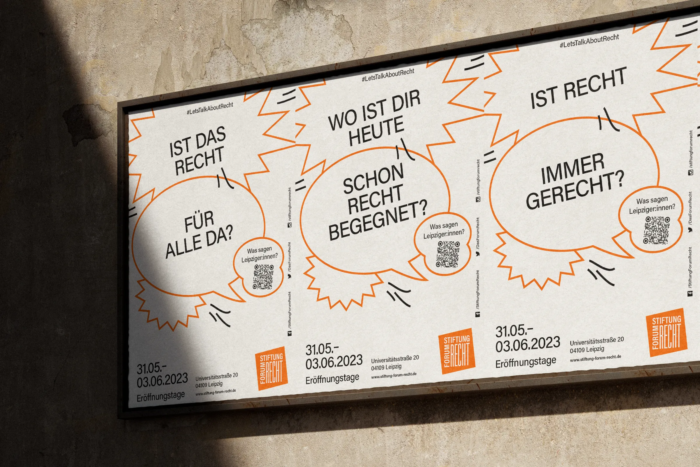 Billboard mit drei Kampagnenplakaten der Stiftung Forum Recht